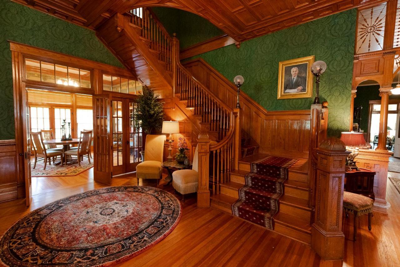 Captain Henderson House Hotel Аркаделфия Екстериор снимка