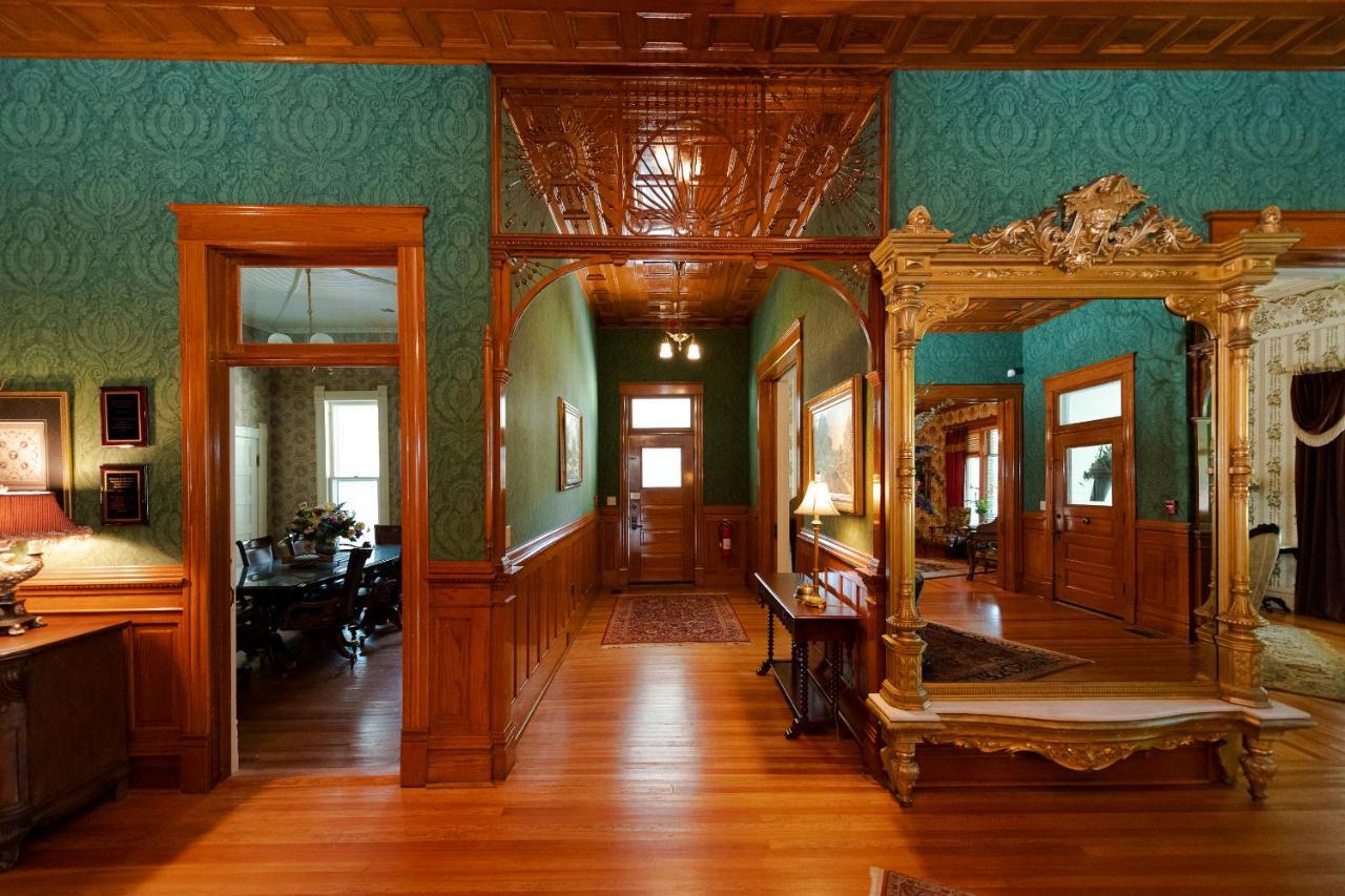 Captain Henderson House Hotel Аркаделфия Екстериор снимка