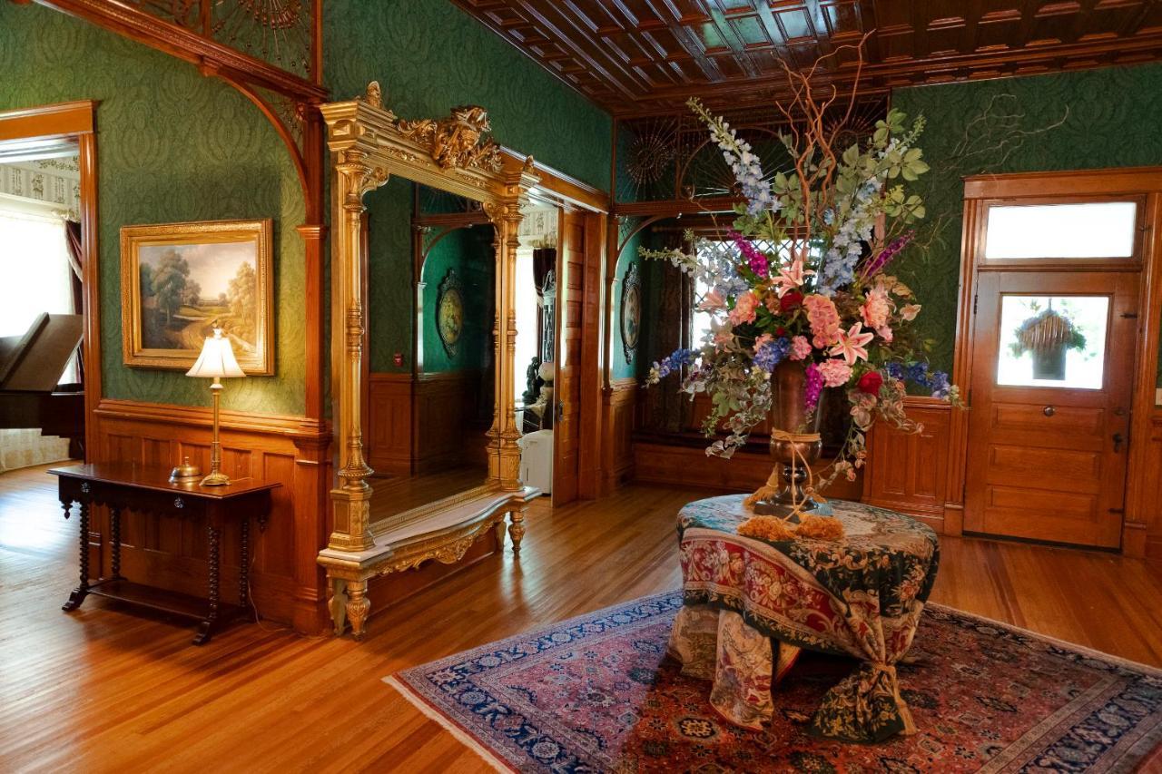 Captain Henderson House Hotel Аркаделфия Екстериор снимка